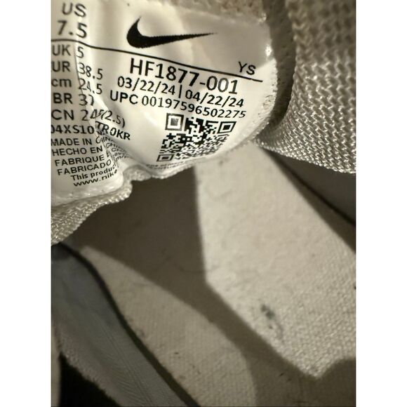 Nike Women's Zoom Vomero 5 Running Shoes Mesh Sneaker Shoes Silver Pink Size 7.5 - Picture 11 of 12